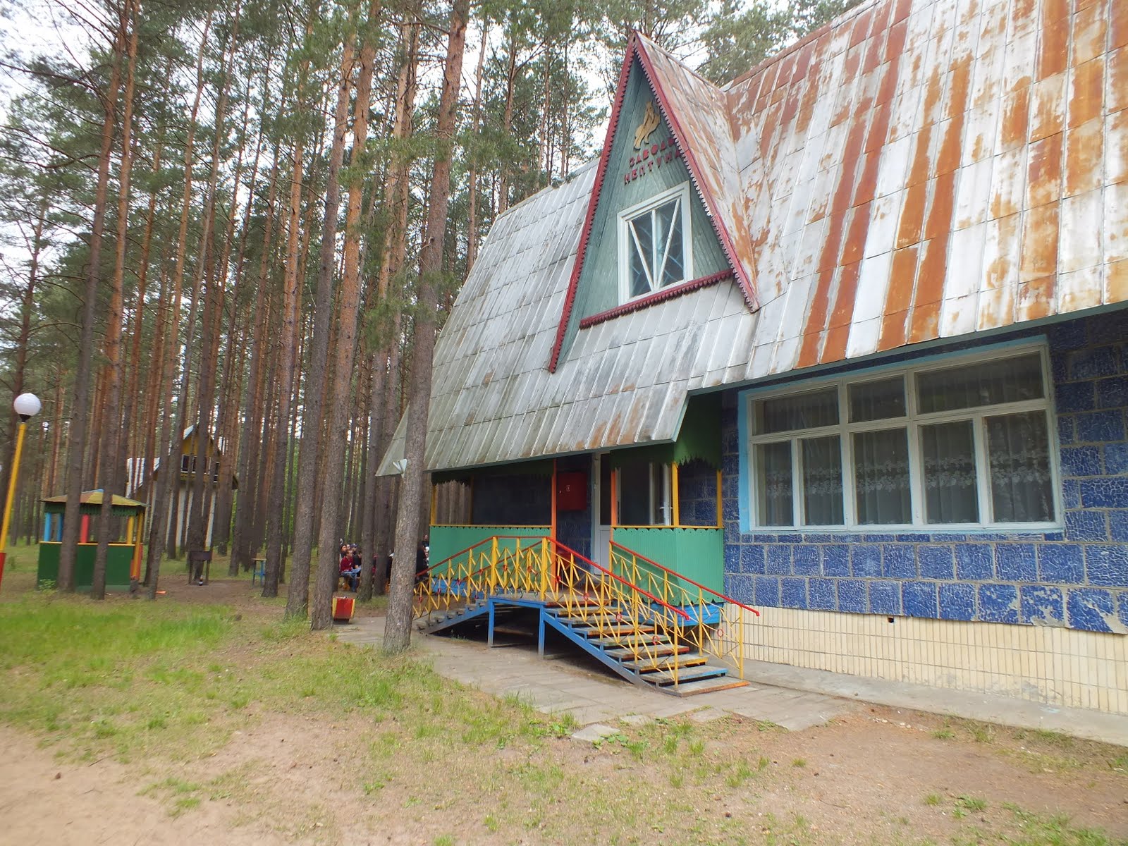 Houses part of the tourist camp